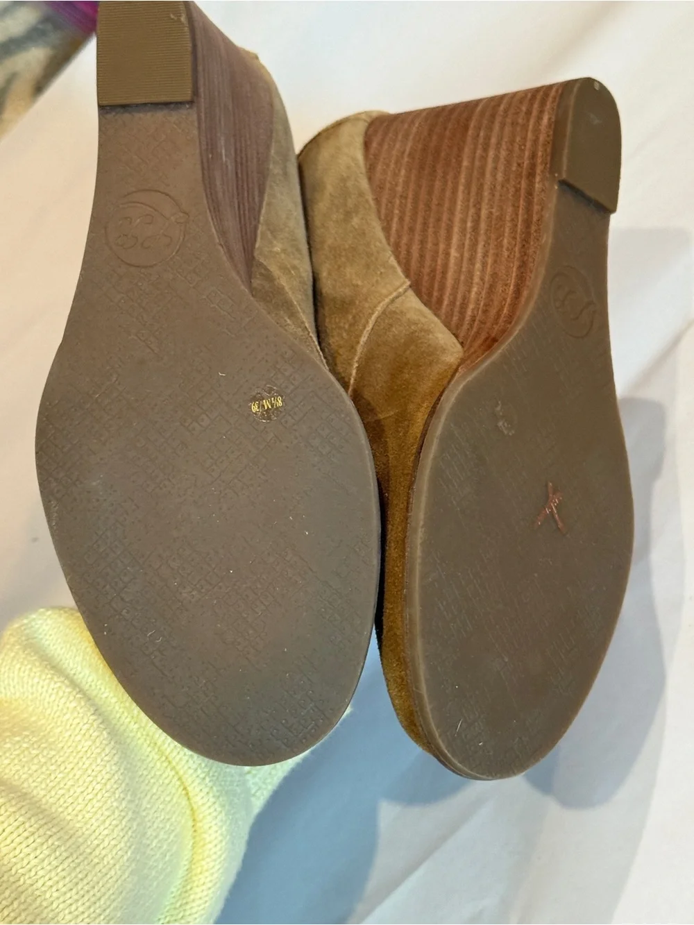 NWOT Lucky Brand Suede Wedge Booties in Tan Size 8.5